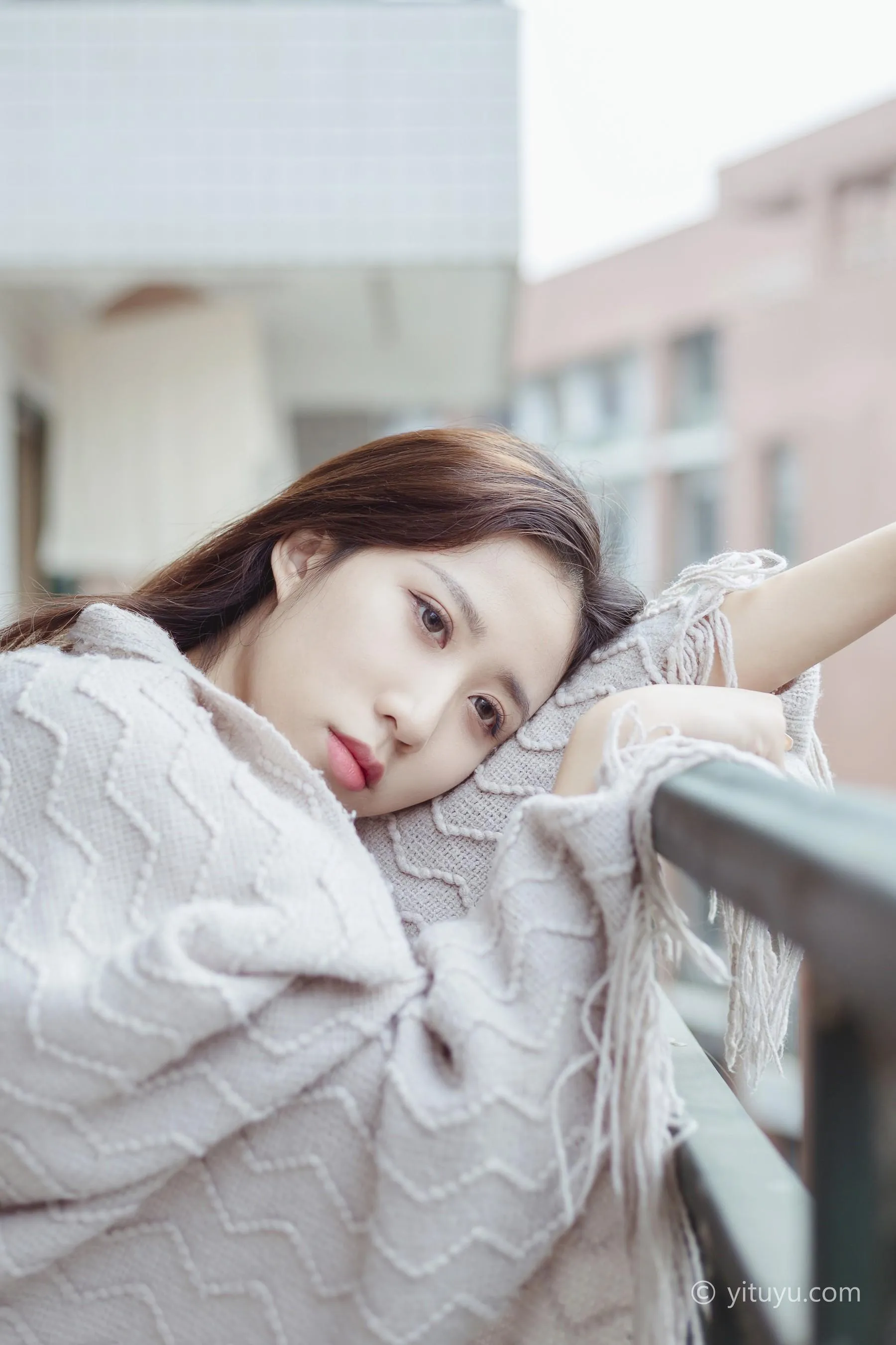 [YITUYU艺图语]2021.07.07 独自醒来 Jenny [36P]插图4